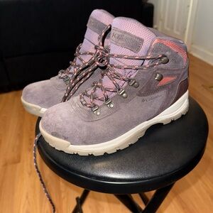 Women’s Newton Ridge™ Plus Waterproof Amped Hiking Boot - Wide